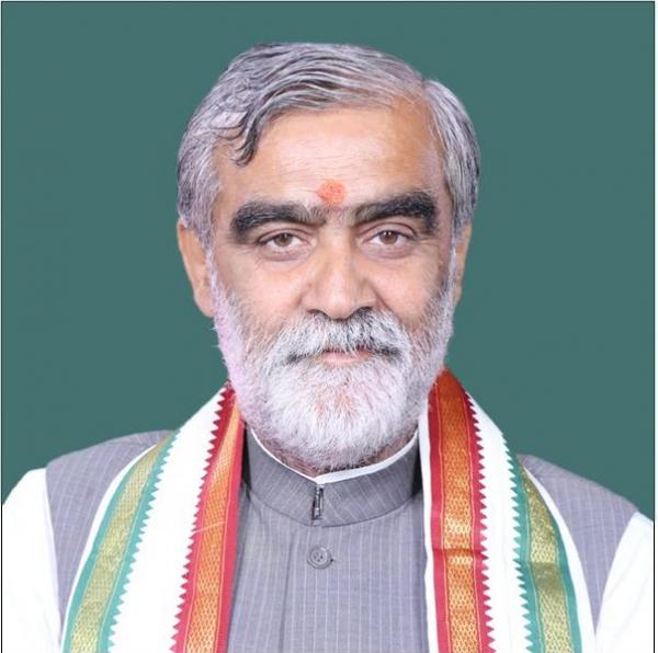 Politician Ashwini Kumar Choubey | Veethi