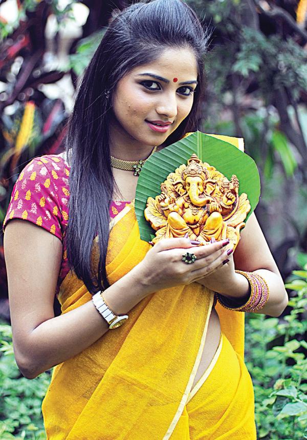 Rachita Ram Sexy In Saree Veethi