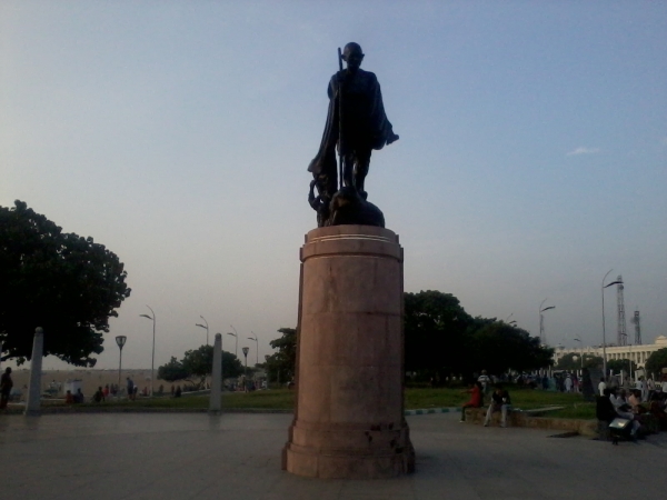 Mahathma Gandhi Statue at Marina Beach | Veethi