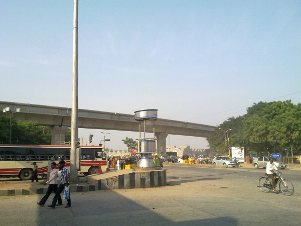 Vadapalani Junction, Chennai | Veethi