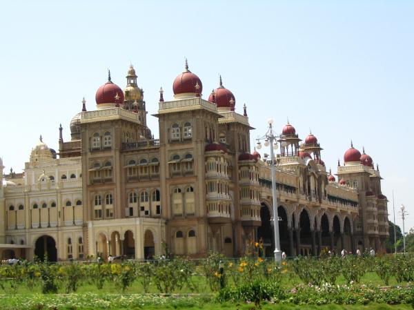 Mysore Palace - Side View | Veethi