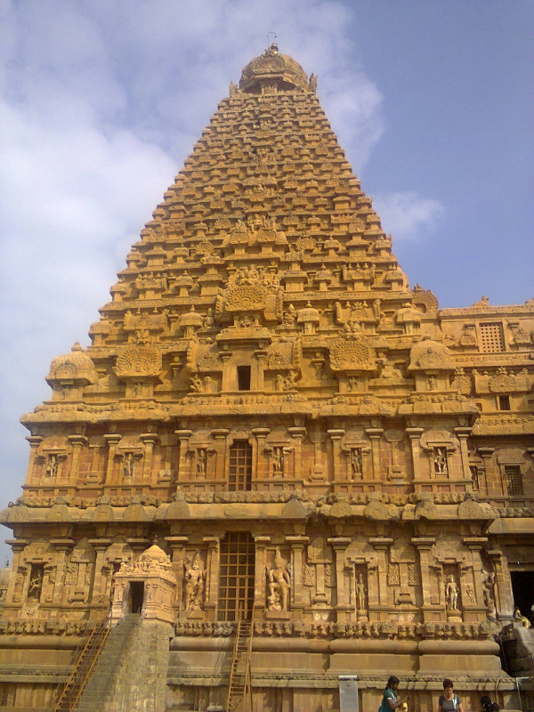 Sivan Temple, Thanjavur | Veethi