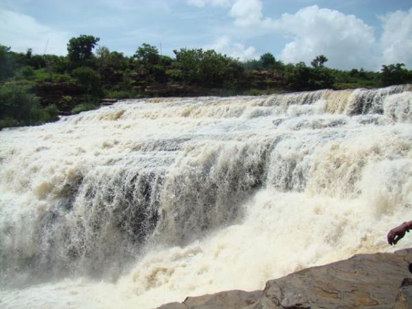 Gokak Falls in Belgaum - Reviews - Veethi Travel