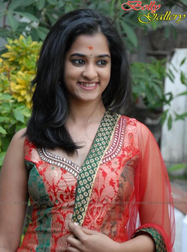 Indian Actress Nanditha Raj Photo | Veethi