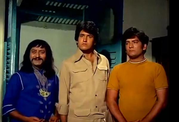 Pran, Kiran Kumar and Narendra Nath in Jangal Mein Mangal | Veethi