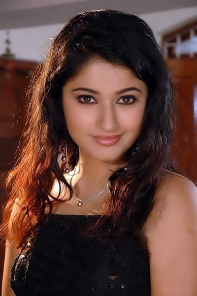 Actress Poonam Bajwa Hot and Sexy Image | Veethi